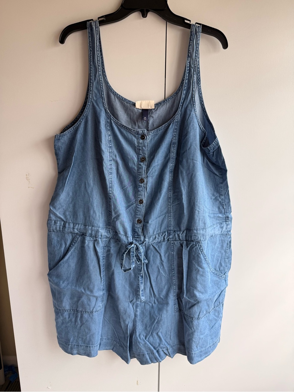 Universal Thread Light Blue Chambray Sleeveless Button-Front Romper